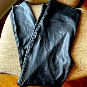 EUC Spanx Faux Leather Leggings